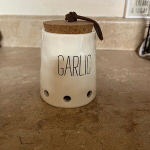 Mud Pie Bistro Garlic Keeper with Cork Lid